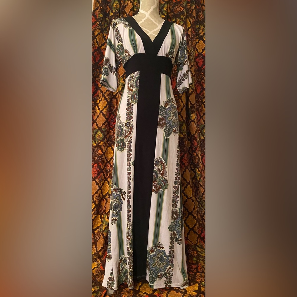 Maxi dress size medium